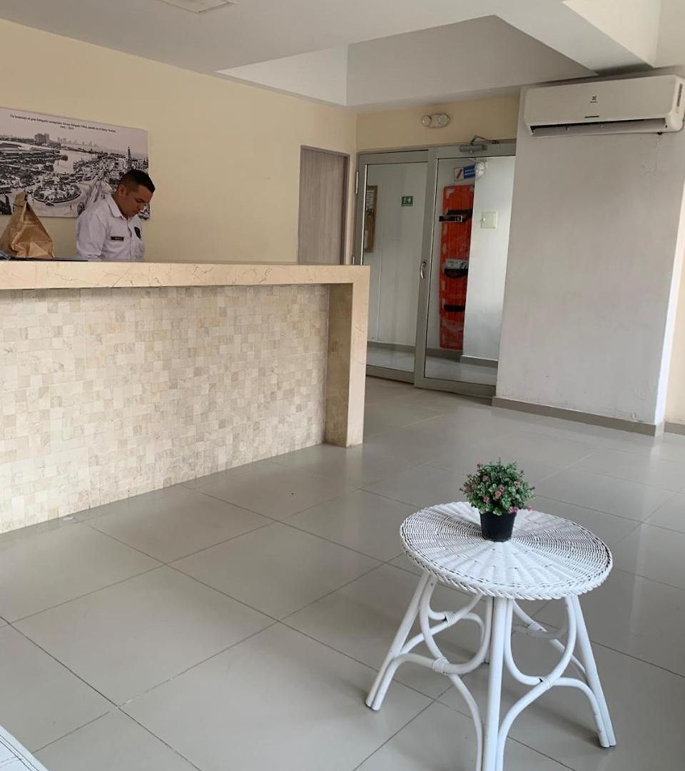 Comodo Apto 3 Hab Cerca Al Mar Apartamento